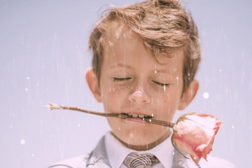 2023年6月12号出生的男孩简单大方洋气的名字 寓意乐观开朗的男孩名字