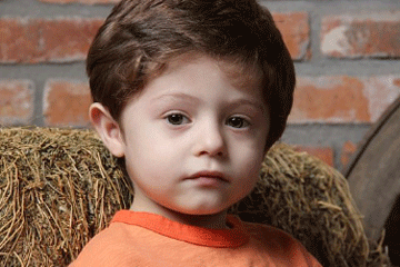 2023年农历四月廿四出生的男孩阳刚帅气的名字 2023兔年男孩取名的名字大全