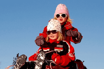 2023年6月4号出的女孩灵巧漂亮的好名字 寓意健康平安快乐的女孩名字