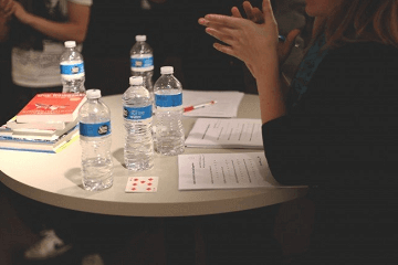 2023年农历四月十八出生的女孩健康平安的名字 兔年出生适合女孩子的名字